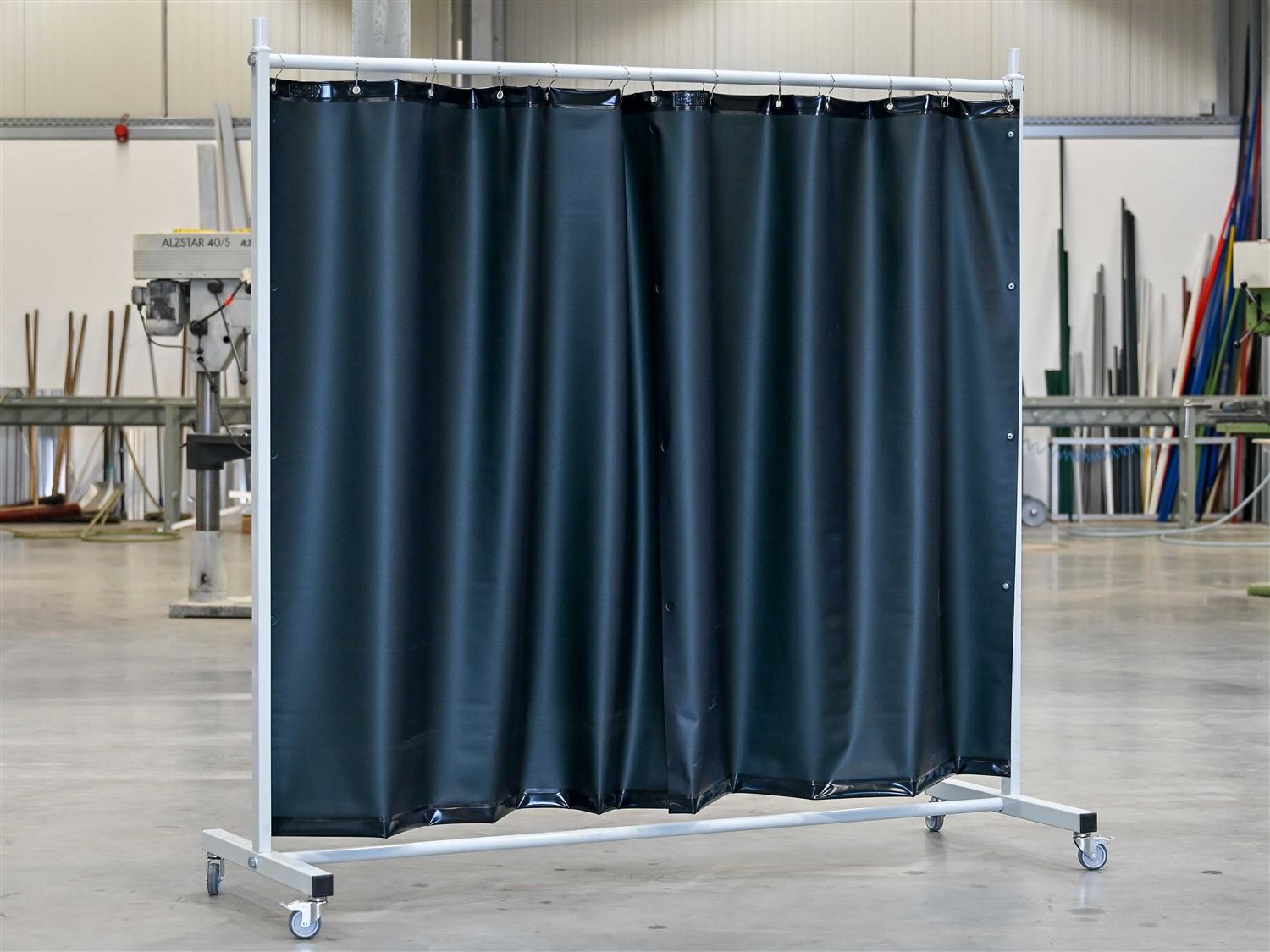 Mobile screen, 1-piece, tarpaulin 0.4 mm, dark green matt Mobile screen, 1-piece, tarpaulin 0.4 mm, dark green matt