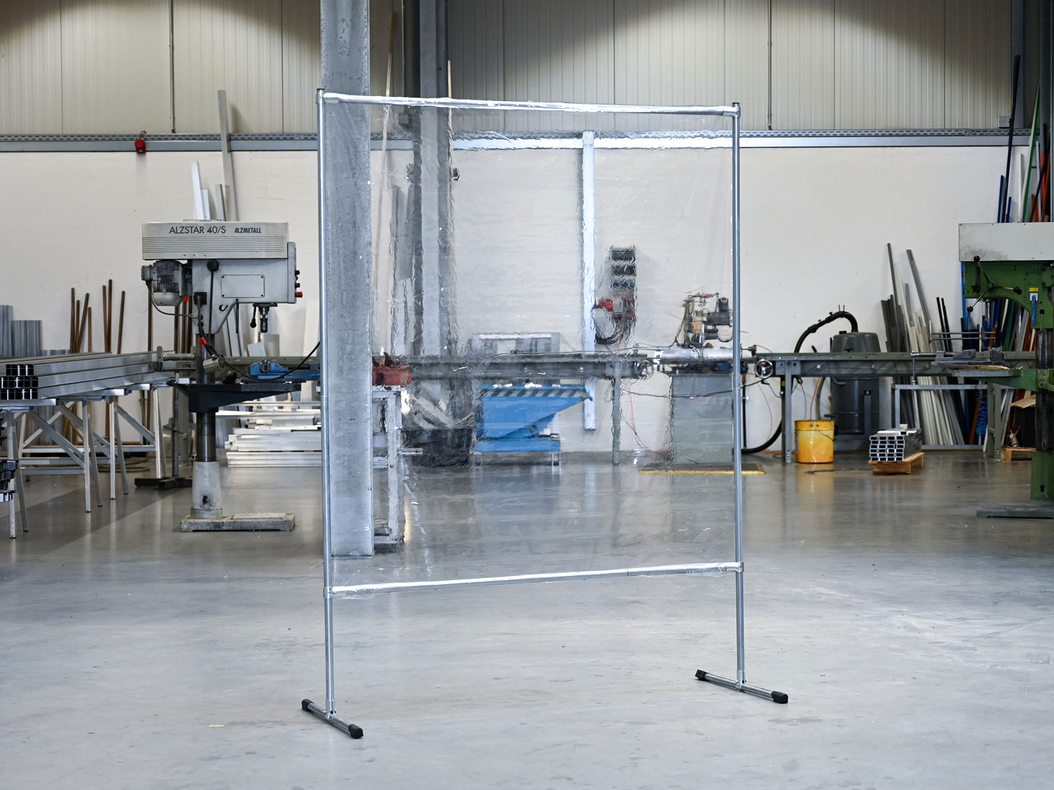 Protective screen, tarpaulin 0.4 mm, transparent, W x H 1400 x 2000 mm